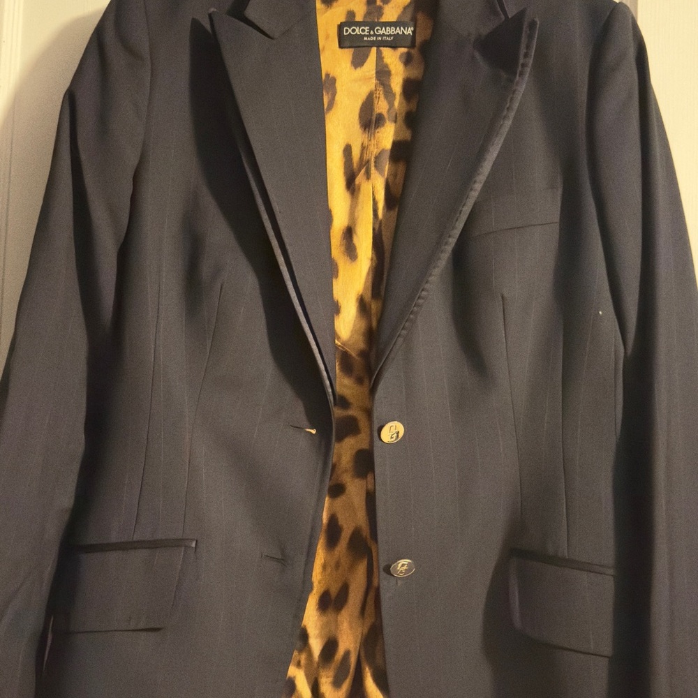 Dolce & Gabbana Black Blazer with Leopard Lining